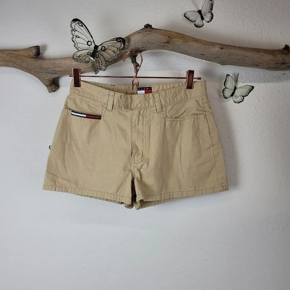 Tommy Hilfiger Tommy jeans tan chino shorts large logo